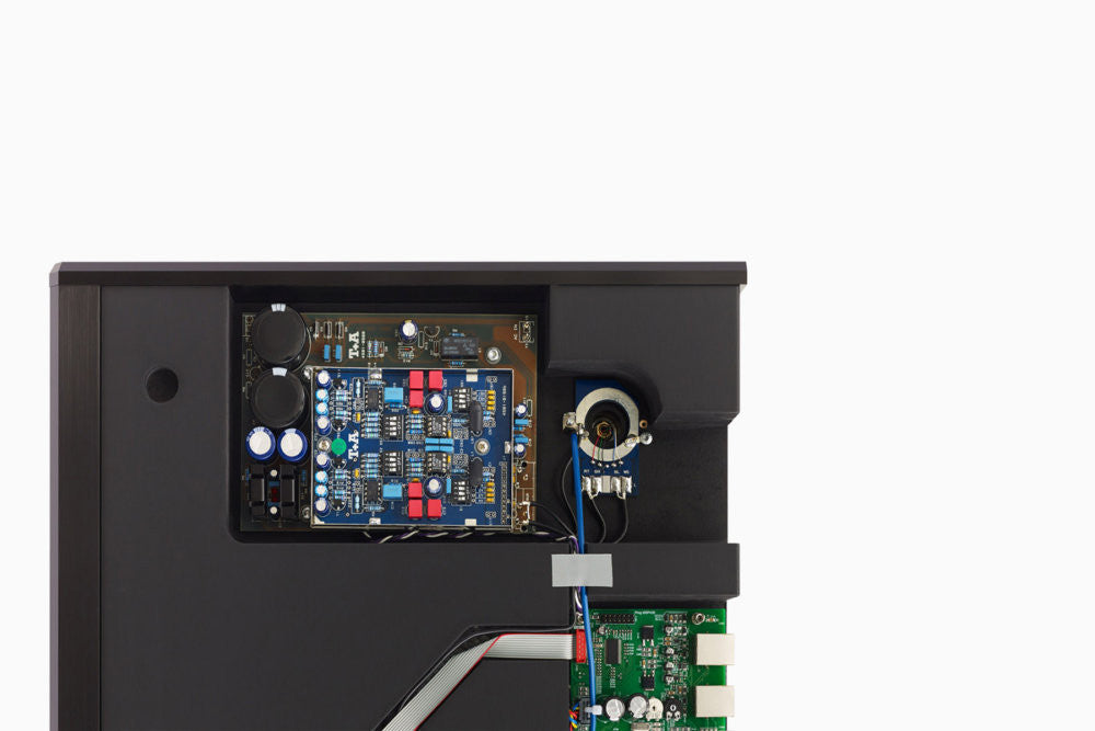 PHE-HV Preamplificador para tornamesa de la serie R | T+A