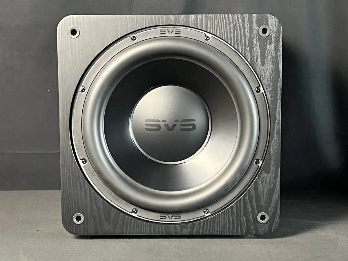 SB 3000 Subwoofer Activo de 13" con 800W RMS | SVS
