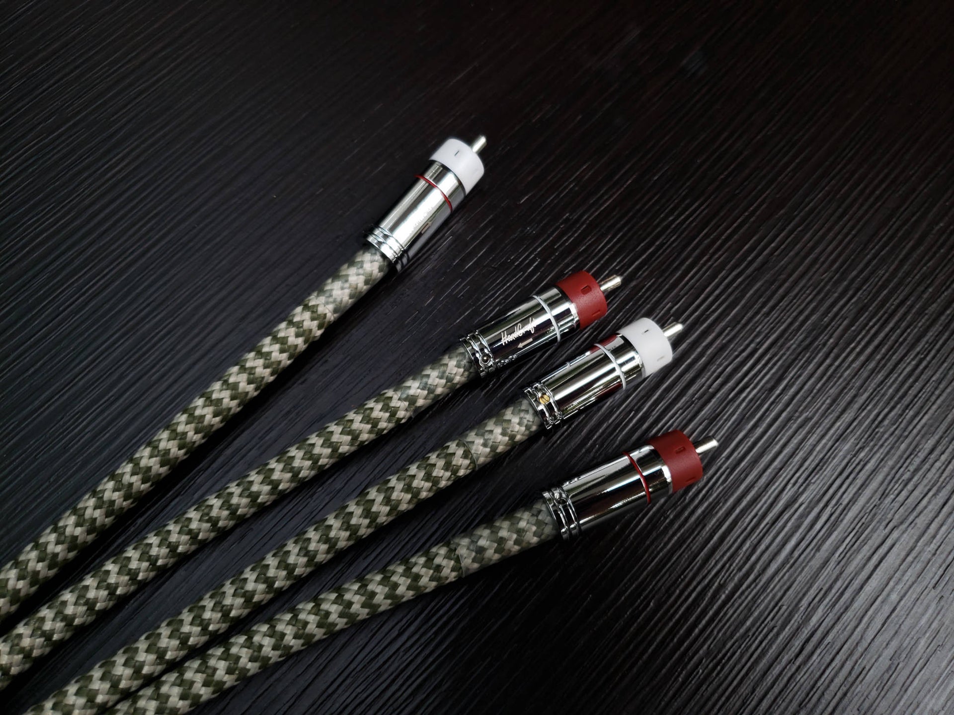 Silver Omega Par de Cables RCA plata | Handcraft