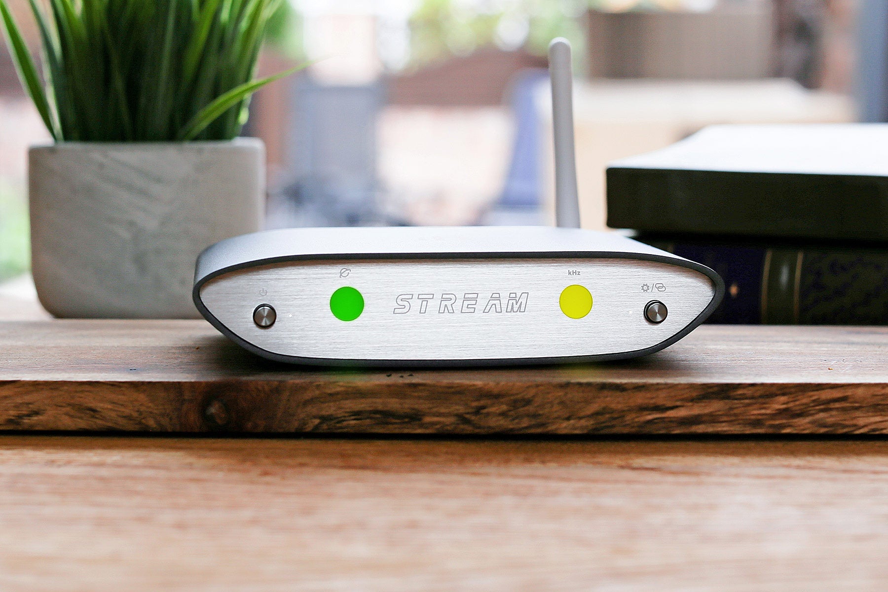 Zen Stream Transporte de Wi-Fi para audio Hi-fi sin perdidas | iFi Audio
