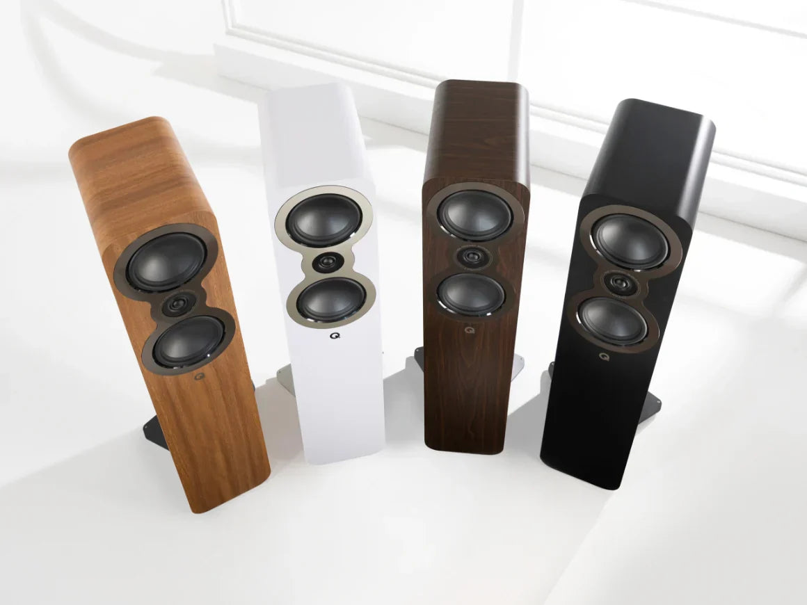 Fotografia de las Q acoustic 3030C bocinas hifi de torre