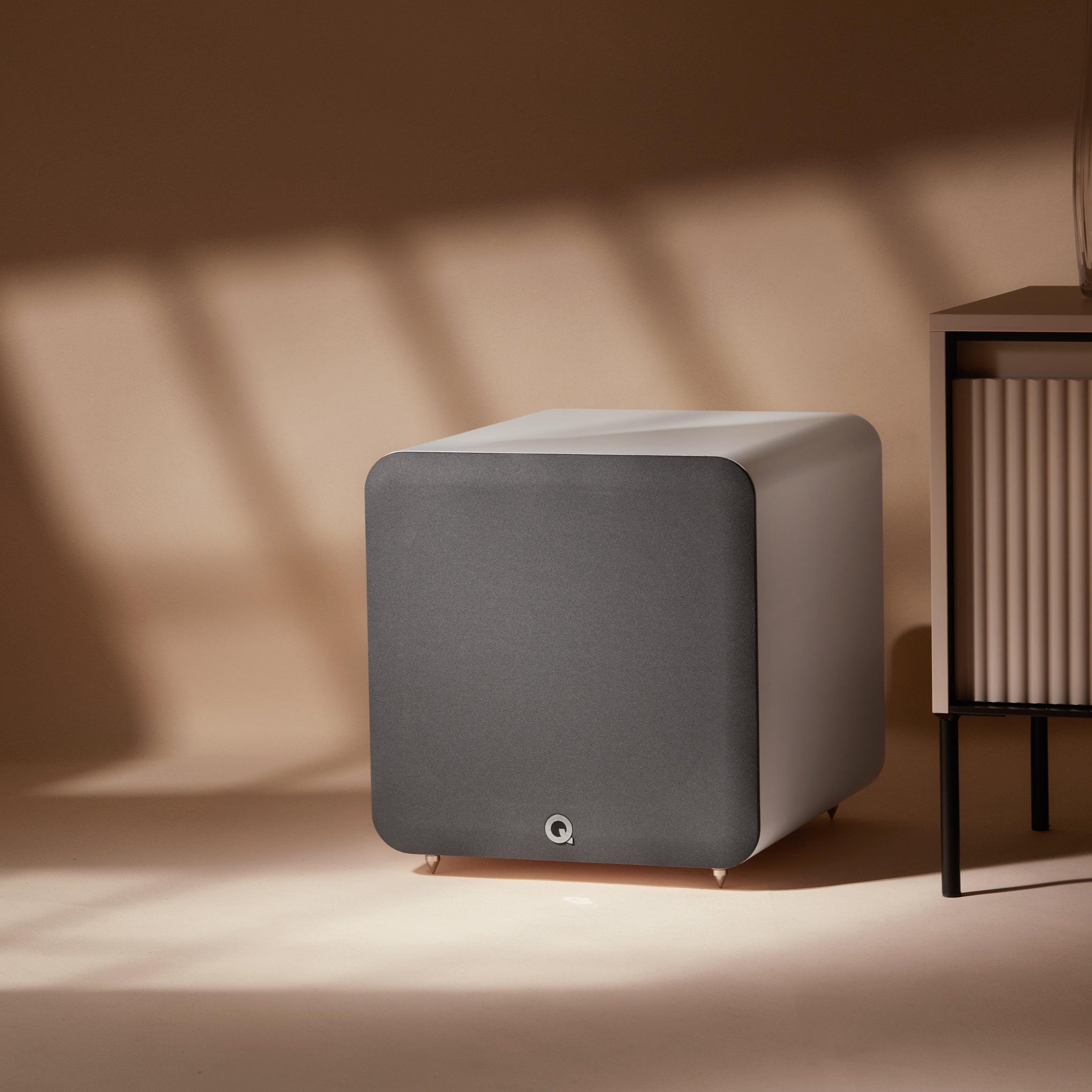 Q acoustic Subwoofer color blanco satin, Q sub 120