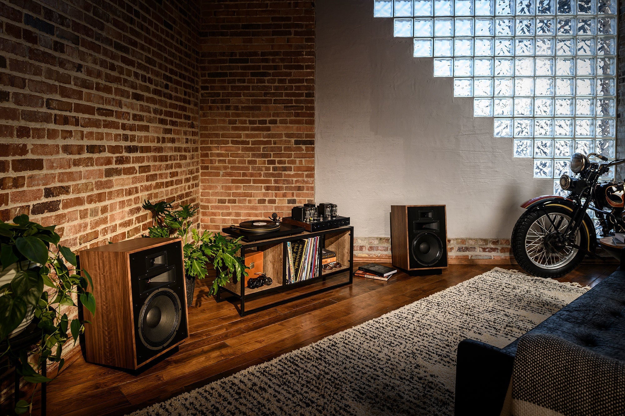 🔊 Klipsch | Bocinas, cine en casa y audio arquitectónico | JMI Audio