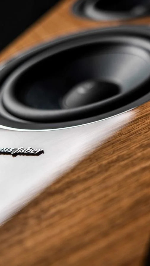 🎵 Sonus faber Lumina V Amator | Bocinas High-End de Piso – Par