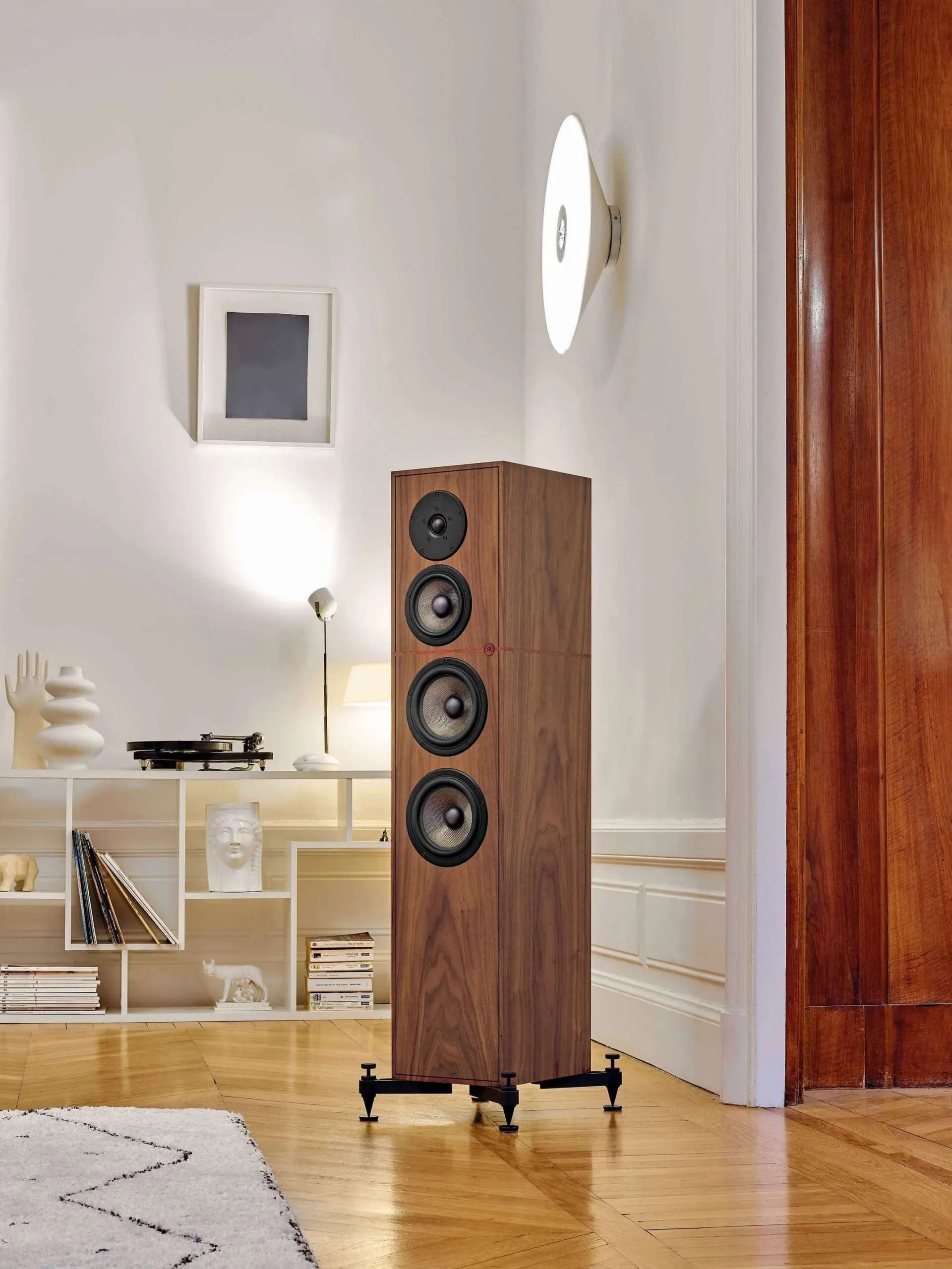 Revival Audio Atalante 4 | Bocinas de Torre 2 Vías y Media con ARID+ y BSC™ | Clásico Vintage, Ingeniería Francesa | JMI Audio