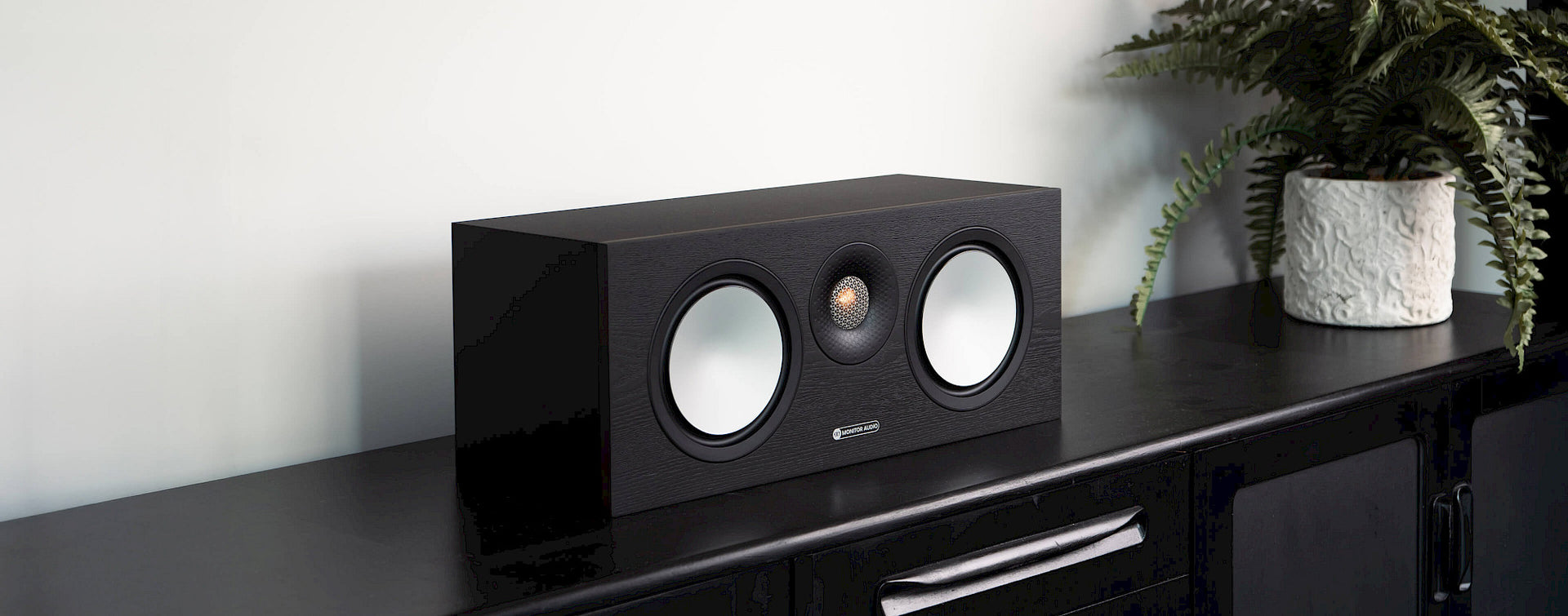 Monitor Audio Bronze Centre 7G | Bocina Central Compacta 2 Vías con Drivers C‑CAM | Diálogos Claros y Presencia Cinematográfica | JMI Audio