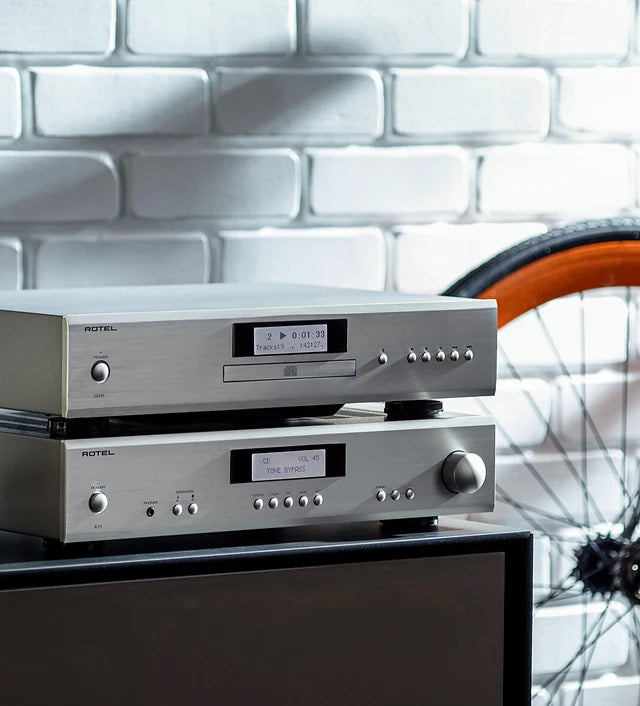 A11 tribute Amplificador estereo con Bluetooth y entrada phono de 50W | Rotel