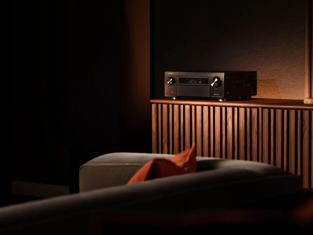 AVR-X6800H Receptor AV 8K de 11.4 canales y 140 W con HEOS integrado | DENON