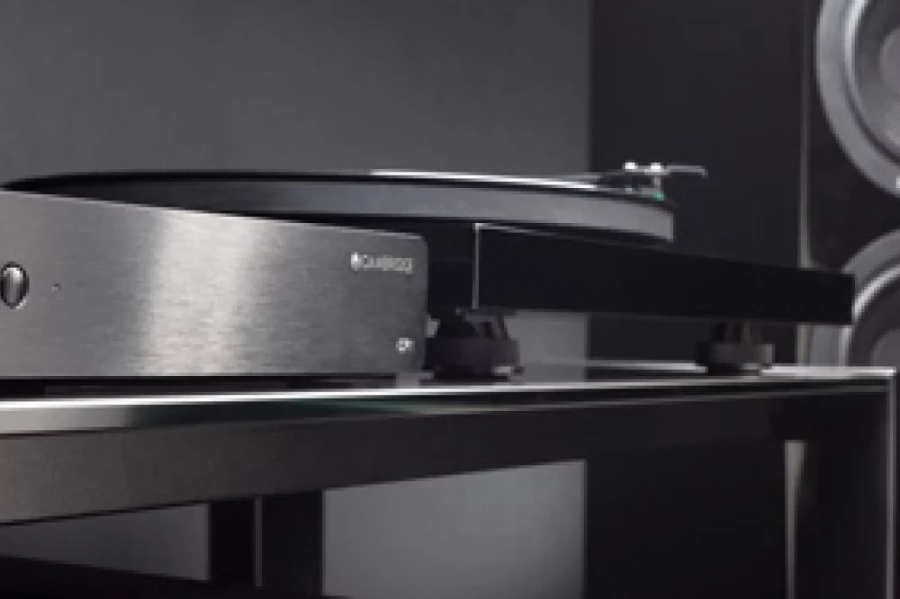 Alva Solo Preamp para tornamesa con cartuchos MM Hi-FI | Cambridge Audio