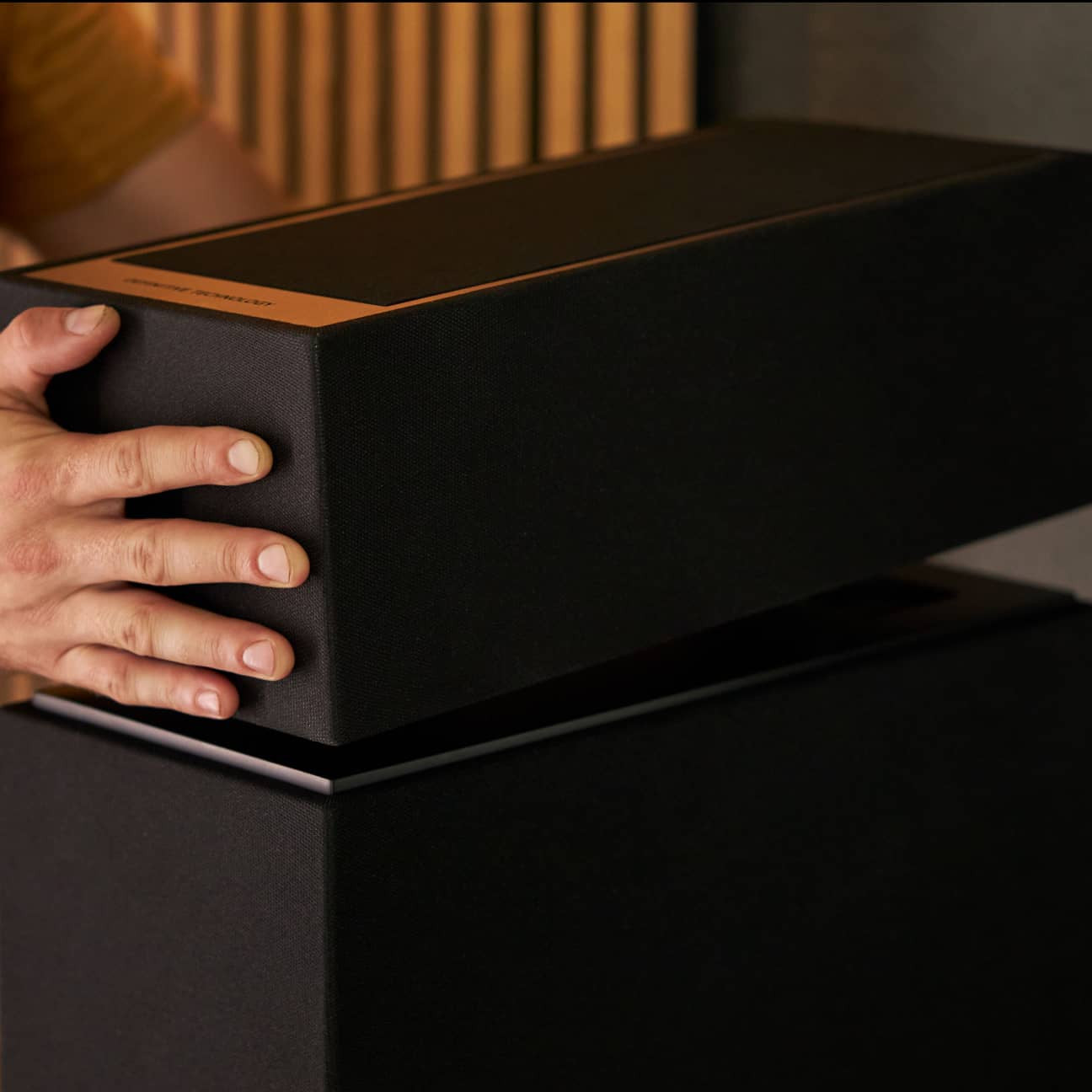 Dymension DM90 Par de bocinas Atmos o DTS:X | Definitive Technology