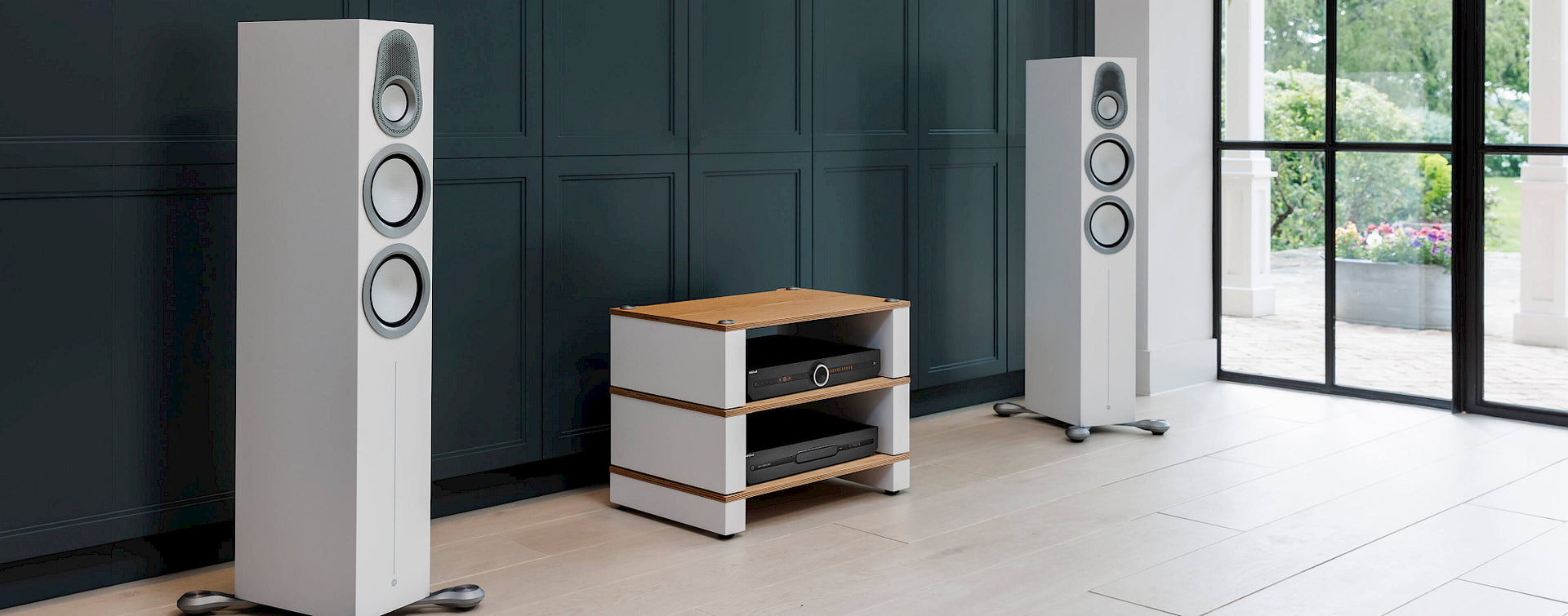 Monitor Audio Gold 300 6G | Bocinas de Torre 3 Vías con Tweeter MPD III y Doble Woofer 8" | Sonido Audiófilo sin Compromisos | JMI Audio